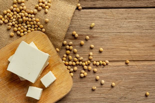 Selain susu, 8 makanan ini bantu cegah osteoporosis