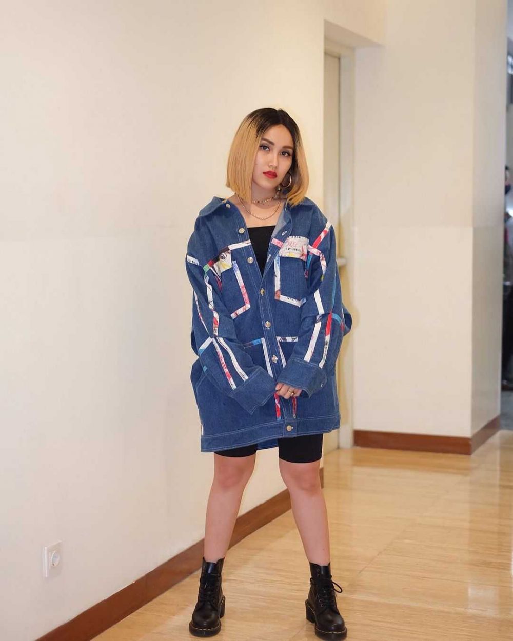 8 Potret Ayu Ting Ting dengan model rambut yang berbeda, bak ABG