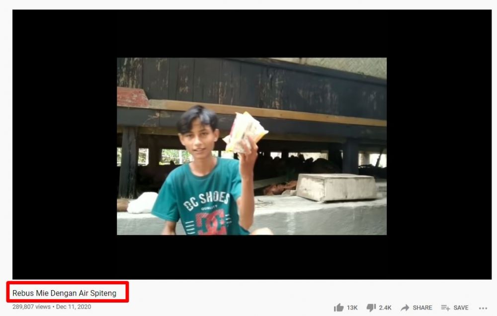 20 Judul video YouTube ini absurd abis, bikin tepuk jidat