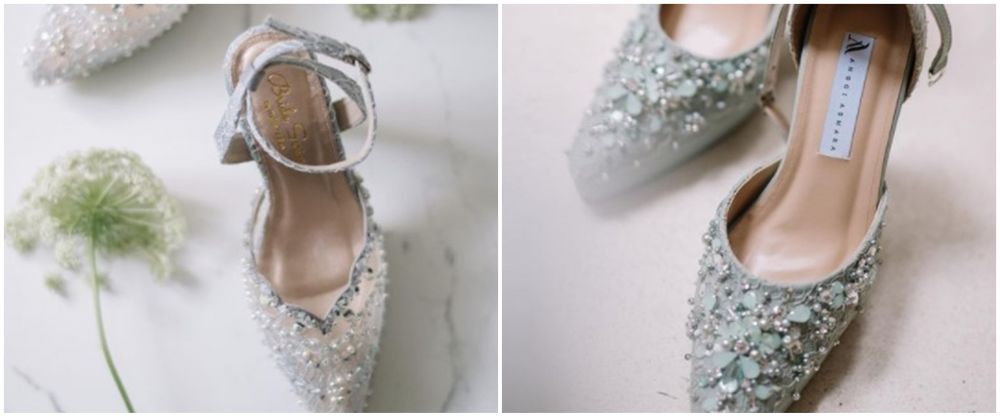 Berwarna mirip, ini 9 potret beda baju lamaran Lesty & Dinda Hauw