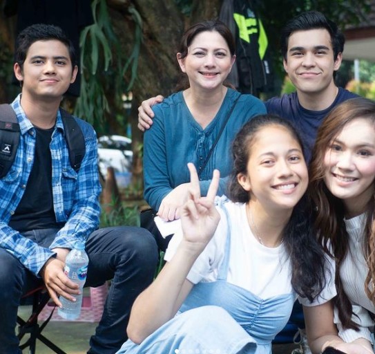 10 Momen kompak pemain sinetron Keajaiban Cinta di luar syuting