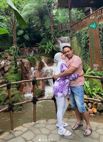 10 Potret mesra Meisya Siregar dan Bebi Romeo dulu hingga kini