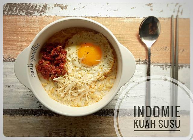 10 Resep kreasi mi instan kekinian © berbagai sumber 10 Resep kreasi mi instan kekinian © berbagai sumber