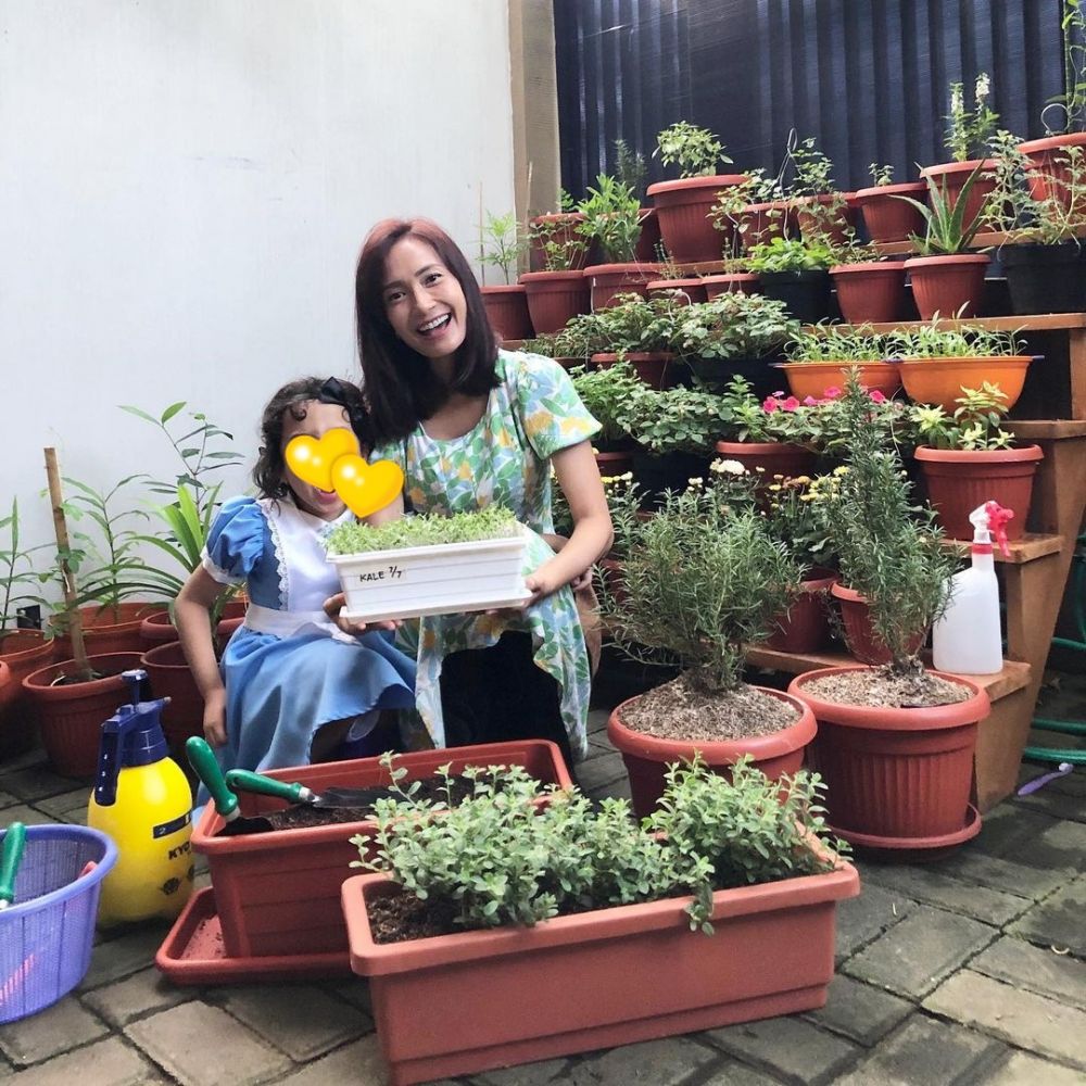 Cerita 7 seleb mengasuh anak speech delay, penuh perjuangan