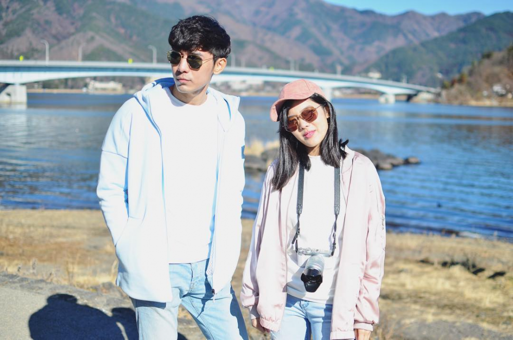 Potret kompak 9 seleb Thailand bareng saudara kandungnya, bak pacaran