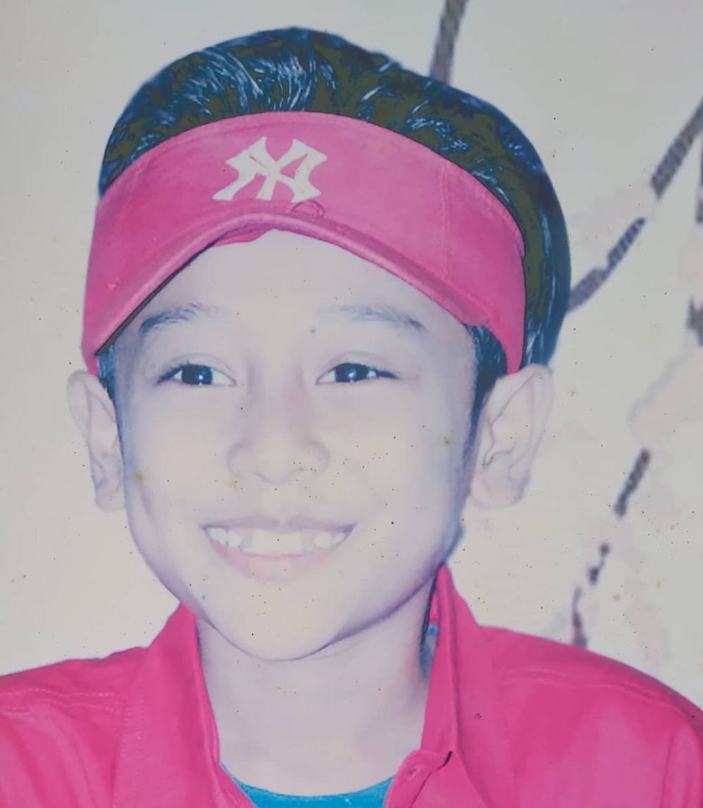 6 Potret lawas Rizky Billar zaman sekolah, pernah masuk koran