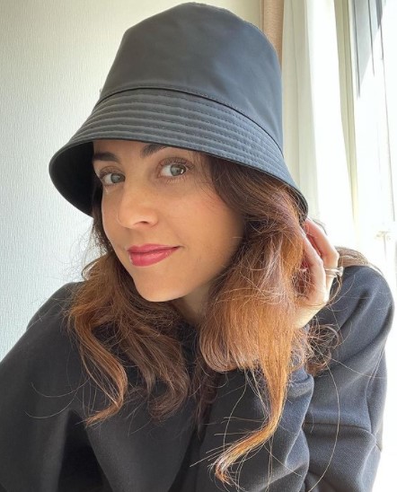 Pesona 10 WAGs pemain timnas Denmark dan Belgia di EURO 2020