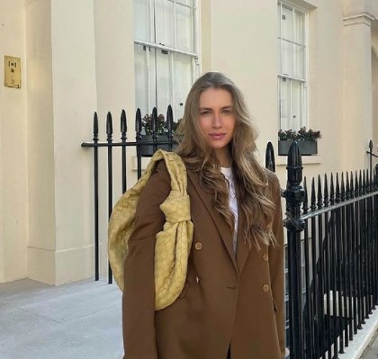 Pesona 10 WAGs pemain timnas Denmark dan Belgia di EURO 2020