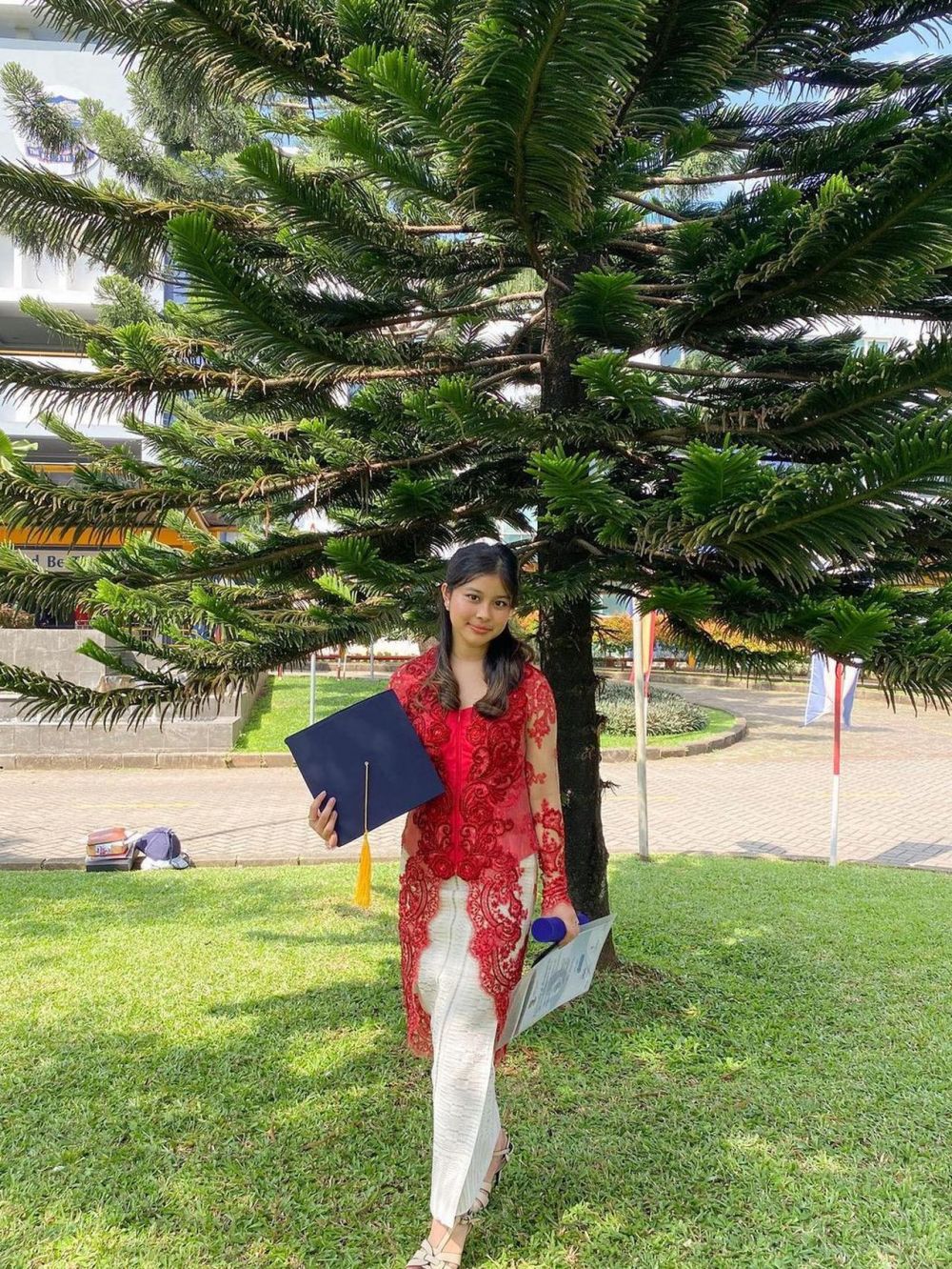 8 Potret Sarah Suci putri Ruhut Sitompul, kini lanjut kuliah hukum