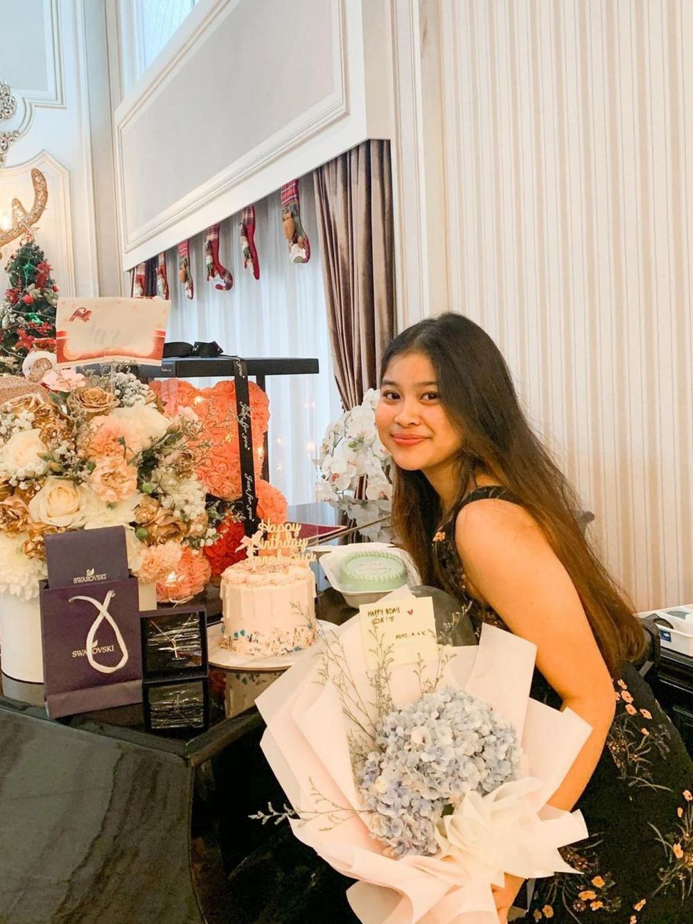 8 Potret Sarah Suci putri Ruhut Sitompul, kini lanjut kuliah hukum