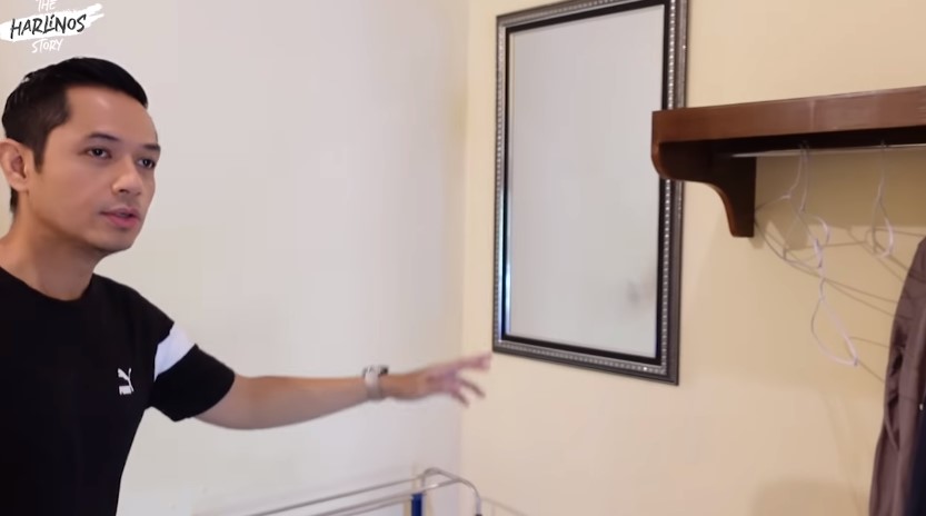 10 Penampakan kamar Dude Harlino di lokasi syuting, mirip kos-kosan