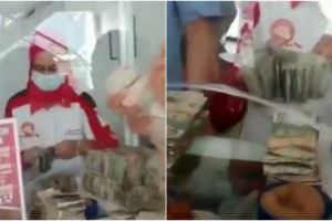 Bapak ini beli tunai sepeda motor pakai pecahan ribuan hasil menabung