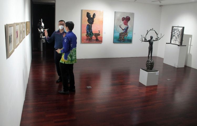 Menikmati Kekuatan Simbol Dan Tanda Dalam Deretan Karya Seni Rupa