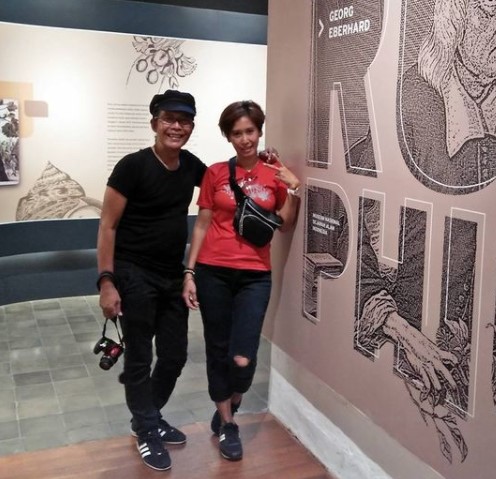 Jarang tersorot, ini 10 potret mesra Jaka 'Jinny Oh Jinny' dan istri