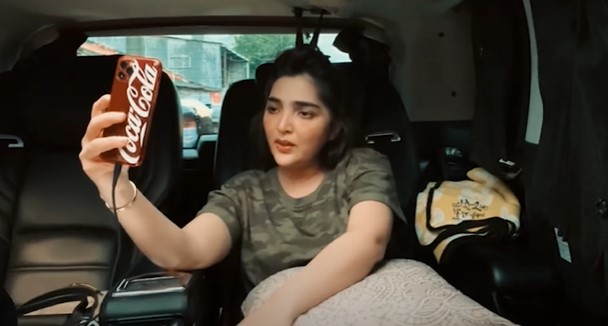 Azriel sakit di Bali, ini 10 momen Sarah Menzel temani di rumah sakit