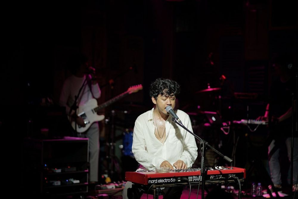 Sempat jadi anggota band, 4 penyanyi ini sukses bersolo karier