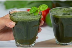 6 Manfaat jus seledri bagi kesehatan, bantu cegah batu ginjal