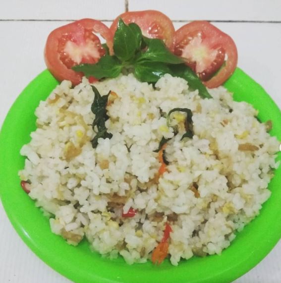 9 Resep nasi goreng kemangi, sedap bikin ketagihan