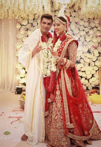 Dilapisi emas, ini gaya 7 seleb Bollywood pakai gaun pengantin