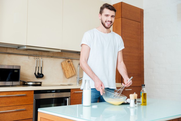 5 Tips buat scrambled egg ala restoran, lembut dan enak