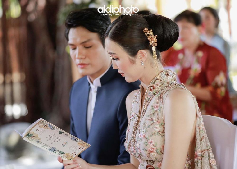 10 Momen romantis pertunangan Sonia Fergina Puteri Indonesia 2018