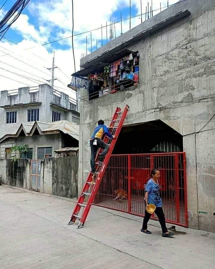 10 Aksi kocak pembeli saat di warung ini bikin tahan senyum