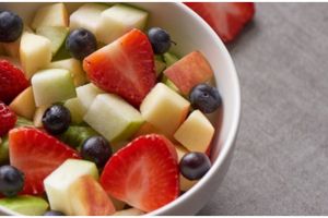 5 Tips mudah menyimpan salad buah, dijamin segarnya awet