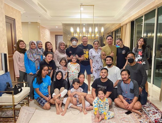 10 Momen ultah Azriel Hermansyah, dapat kejutan dari kekasih