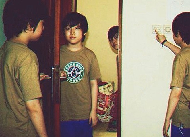 10 Potret masa kecil Rich Brian, gaya rambutnya bikin salah fokus