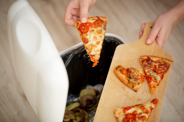 13 Manfaat baking soda untuk dapur, hilangkan noda teh di gelas