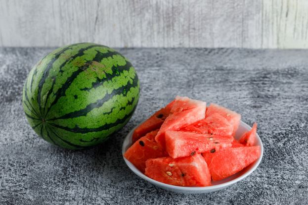 13 Buah ini dapat menutrisi kulit kering, bikin lembap