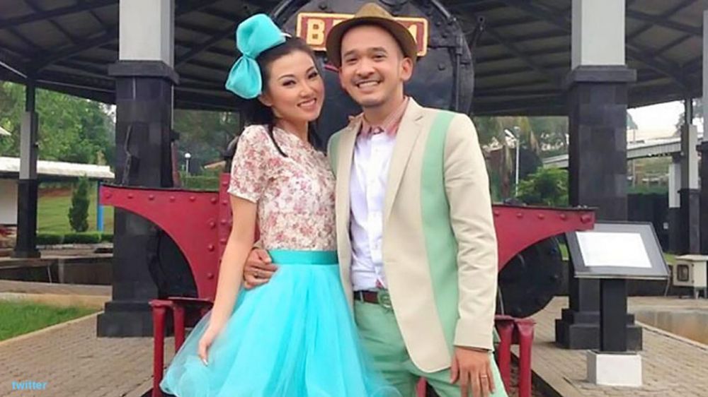 10 Potret lawas Sarwendah dan Ruben Onsu zaman pacaran, bikin baper