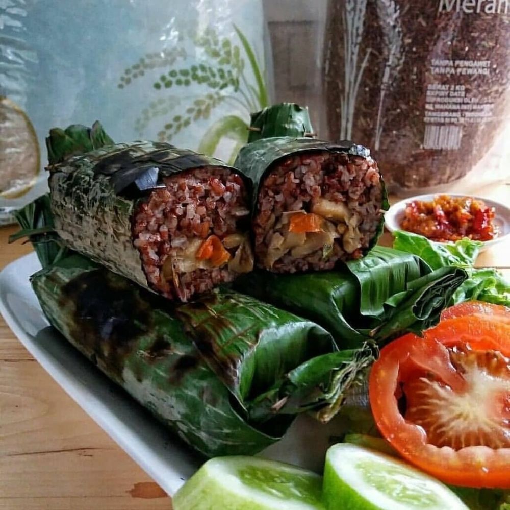 13 Resep nasi bakar ayam, wangi dan lezatnya nendang berbagai sumber 13 Resep nasi bakar ayam, wangi dan lezatnya nendang berbagai sumber