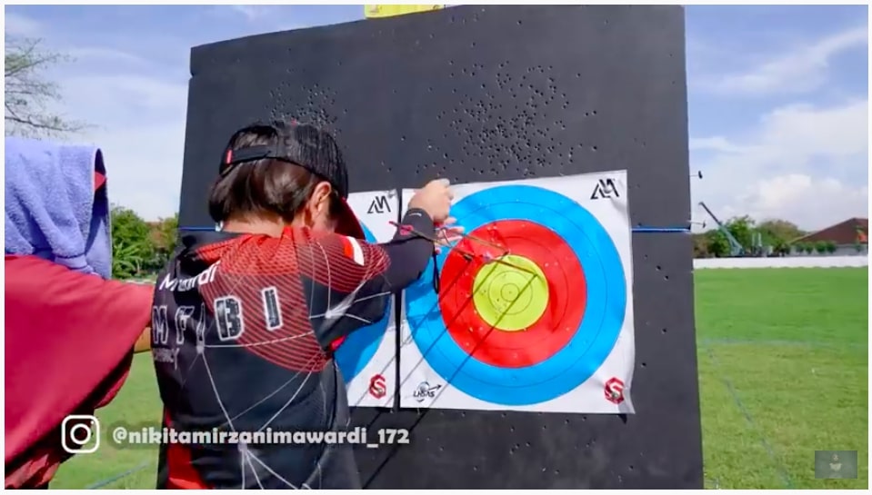 8 Momen anak Nikita Mirzani ikuti kejuaraan panahan internasional