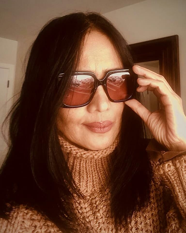 10 Potret Atiek CB mantan istri Ronny Sianturi, kini tinggal di USA