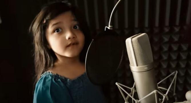 10 Momen Arsy Hermansyah rekaman lagu, gemes dan bikin bangga