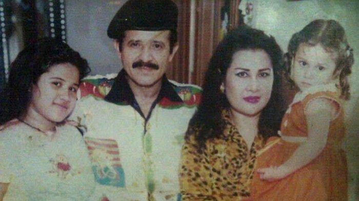 Potret lawas 8 suami penyanyi dangdut, Dory Harsa bikin pangling