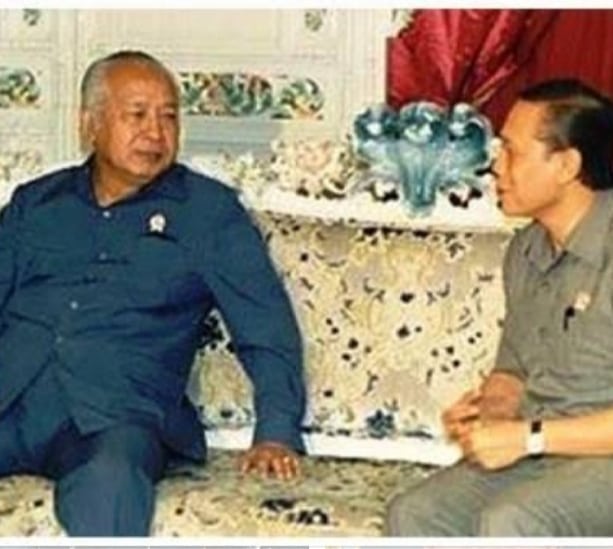 8 Potret lawas Harmoko saat menjabat Menteri Penerangan era Soeharto