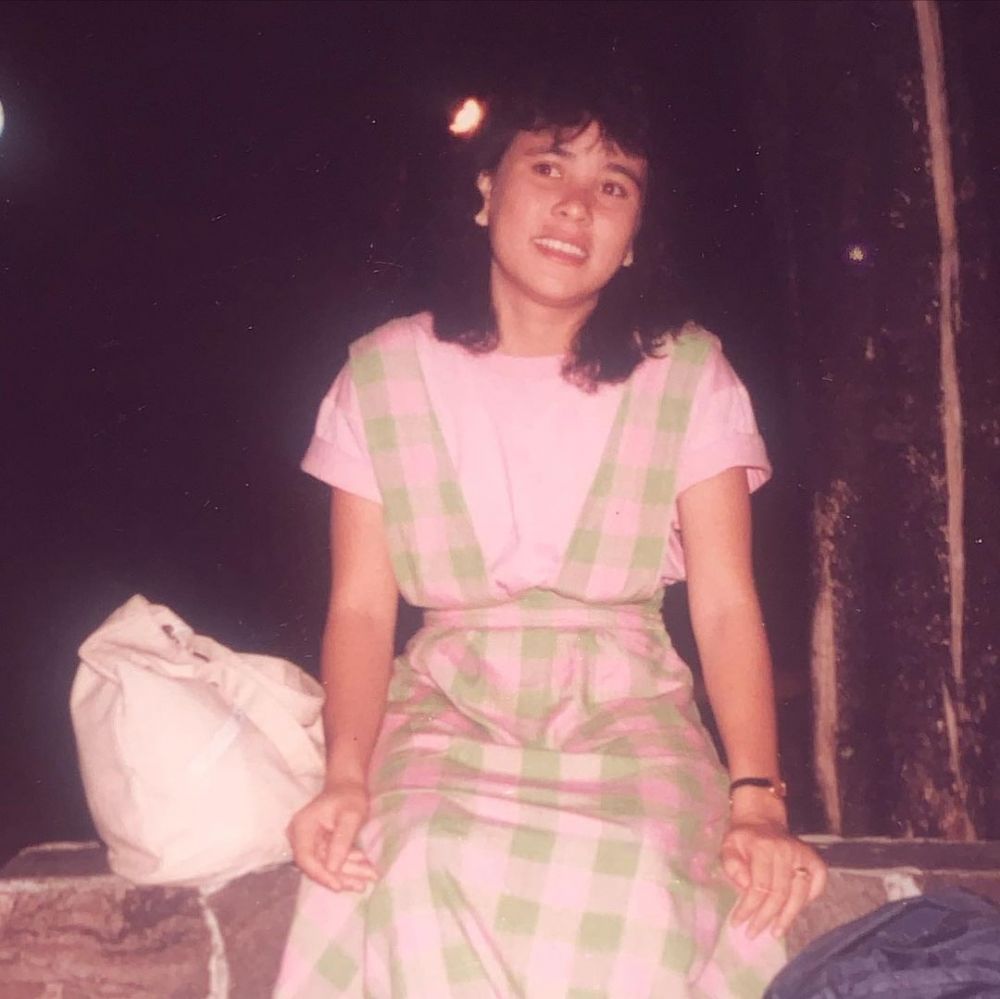 7 Potret masa muda ibunda Prilly Latuconsina, bukti cantik sejak dulu