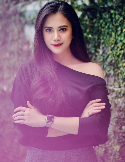 10 Potret Clarine Dieta calon istri Ifan Govinda, sosok politisi muda