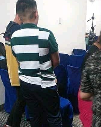 10 Potret lucu baju pria bikin gagal fokus, pakai piyama Hello Kitty