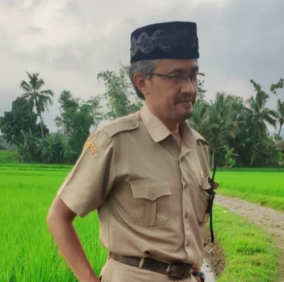 5 Potret Iang Darmawan, sosok Harmoko dalam film Di Balik 98