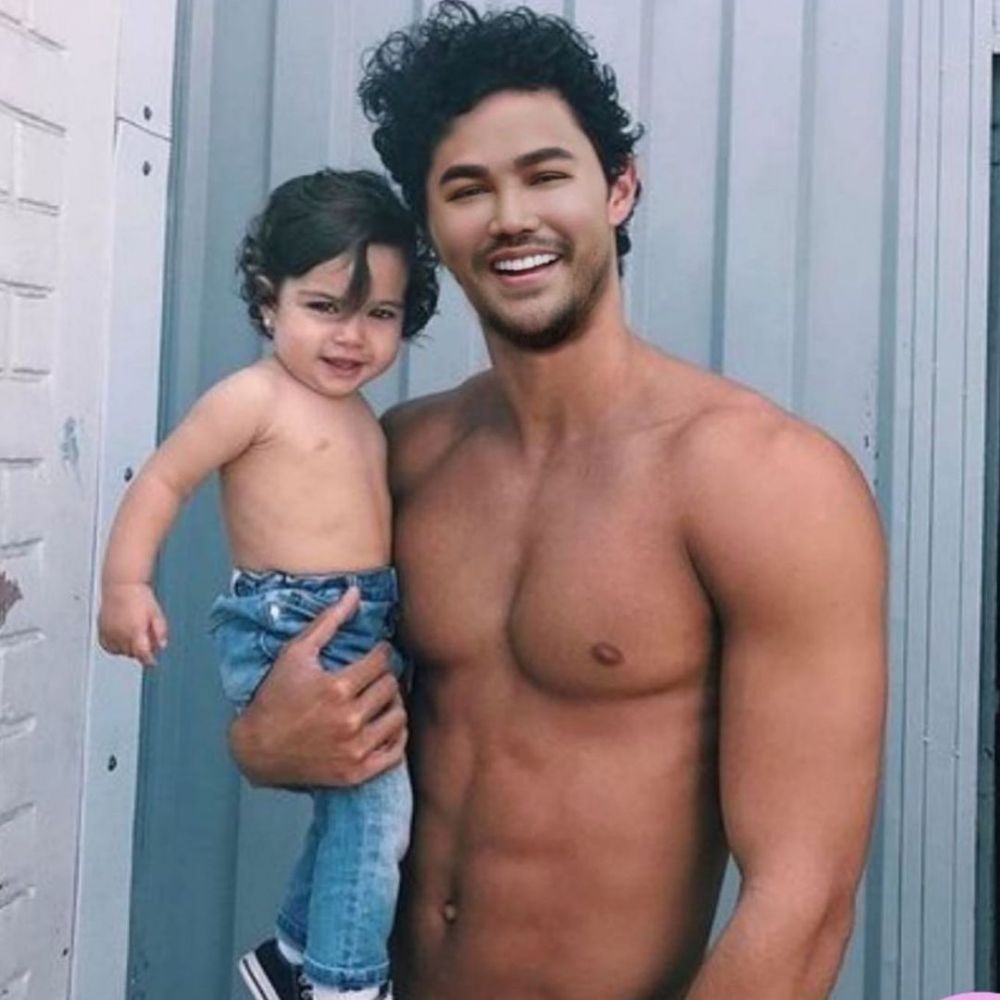 8 Foto editan Ivan Gunawan jadi tokoh lain, ada yang mirip Aurel 