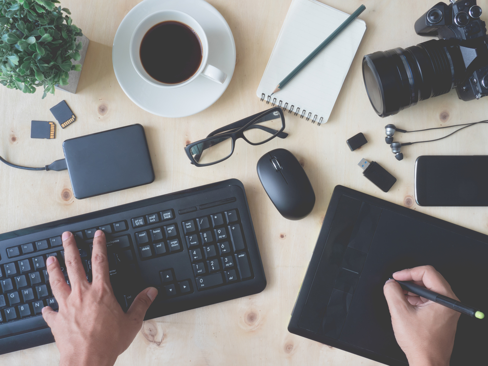 6 Spot paling rawan kuman di meja kerja yang harus sering dibersihkan