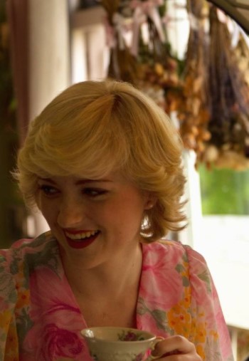 8 Potret Rose Nora Anna, seleb TikTok yang parasnya mirip Putri Diana