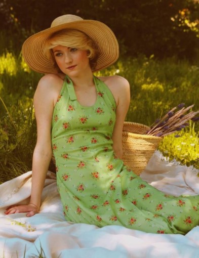 8 Potret Rose Nora Anna, seleb TikTok yang parasnya mirip Putri Diana