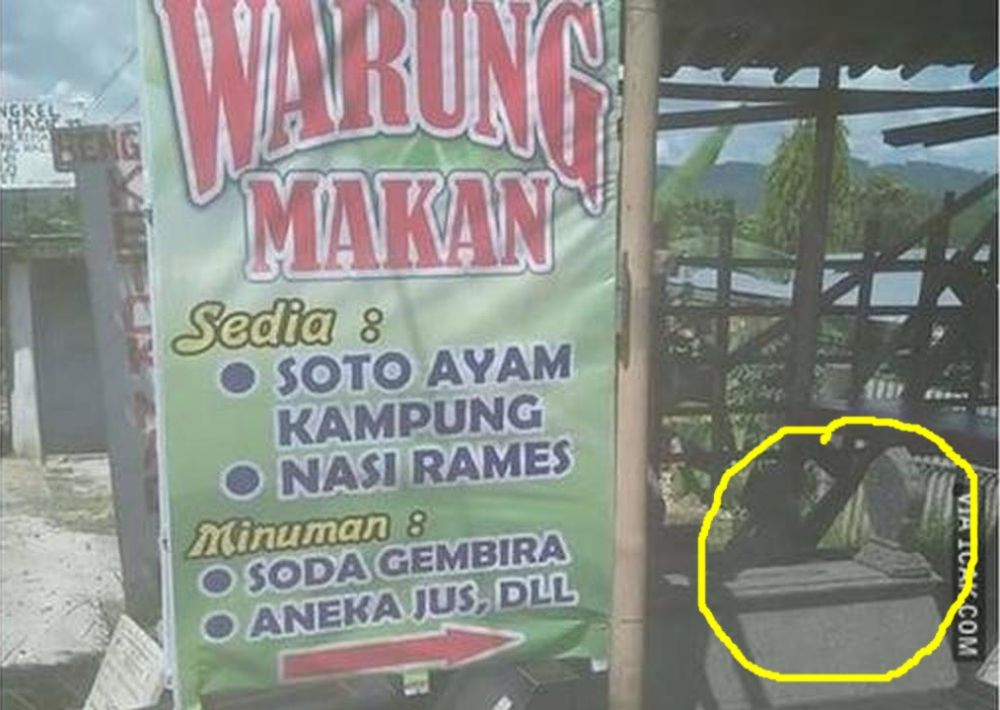 10 Spanduk lucu penjual soto ini bikin pengin nyengir lebar