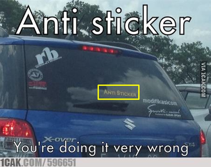 10 Potret lucu stiker di mobil ini bikin lihat dua kali