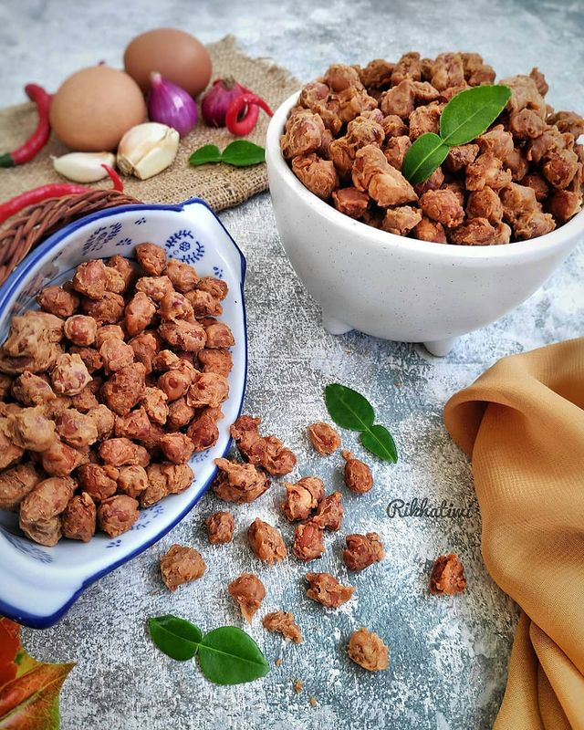 8 Resep camilan khas Makassar, nikmatnya bikin ketagihan 