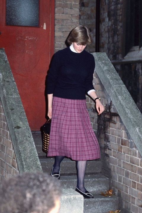 10 Inspirasi gaya outfit Putri Diana, tak lekang oleh waktu